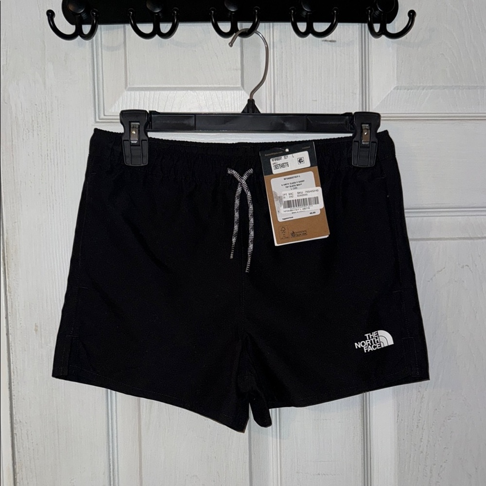 The North Face Girl's Athletic Black Shorts Size Large